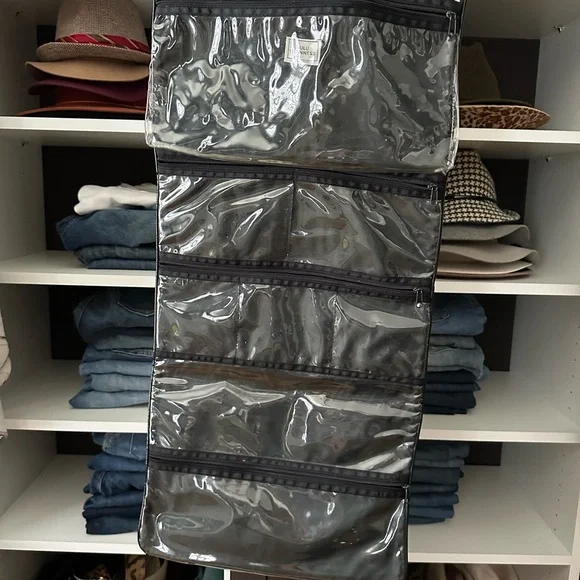 Lulu Guinness toliet/makeup travel bag organizer - Picture 4 of 6